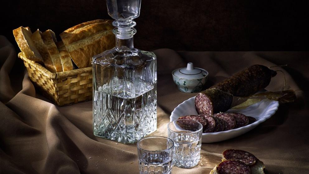 На Ставрополье подешевели водка, проезд в такси и экскурсии заграницу