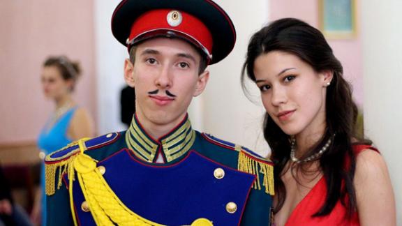 Студенты и преподаватели СГПИ танцевали на Лермонтовском балу XIX века