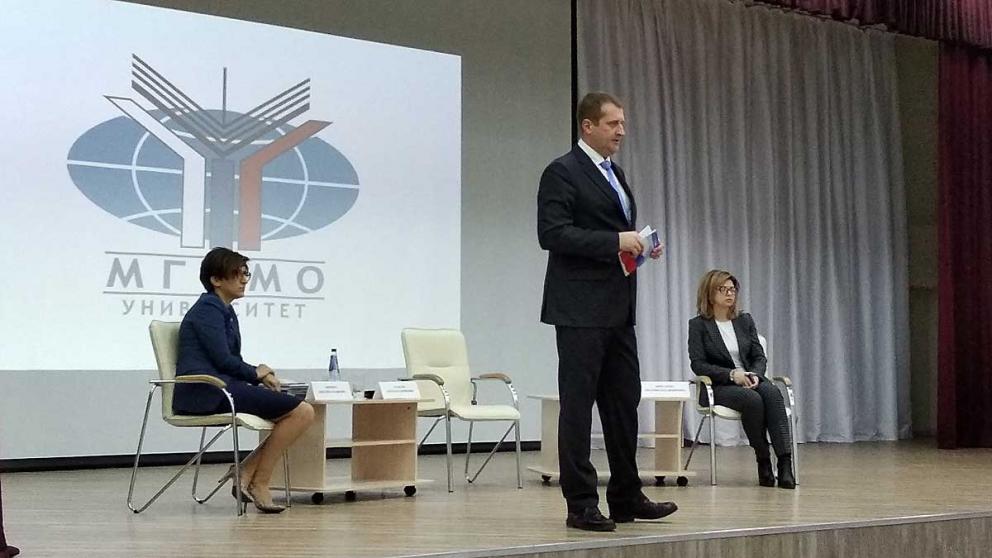 Проректор МГИМО встретился со ставропольскими учителями