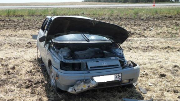 Два человека погибли и 12 пострадали в ДТП в воскресенье на Ставрополье