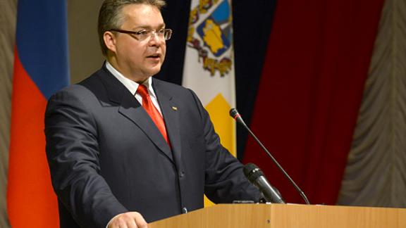 Губернатор Ставрополья Владимир Владимиров заработал 4,3 миллиона рублей в 2015 году