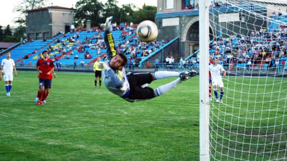 «Динамо» (Ставрополь) - «Кавказтрансгаз-2005» (Рыздвяный) - 2:1