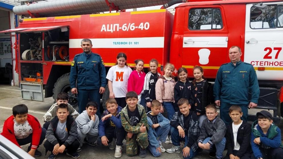 Ставропольские школьники познакомились с работой спасателей