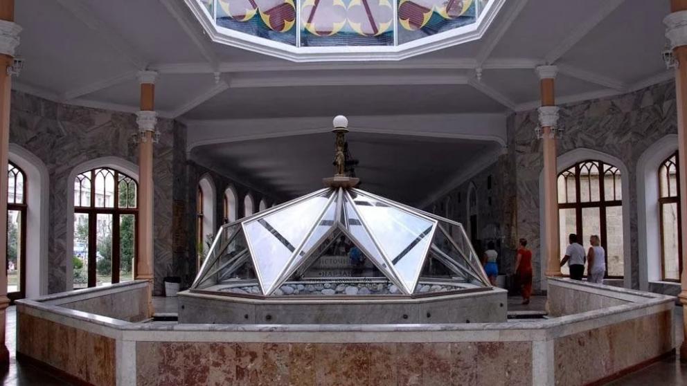 Кисловодский нарзан вошёл в десятку напитков России