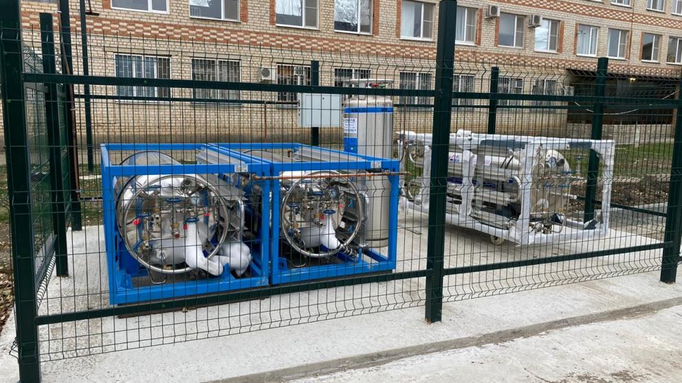 На Ставрополье в Красногвардейской райбольнице установили дополнительные ёмкости для кислорода