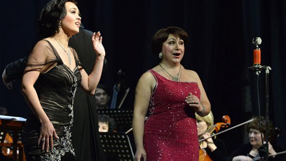 «Звуки и ароматы Парижа» порадовали зрителей Ставропольской филармонии