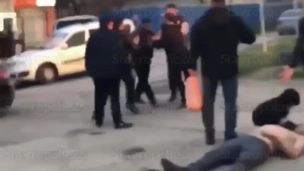 Полиция разбирается в причинах потасовки в Изобильном