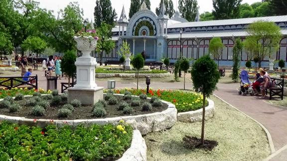 В Пятигорске парк «Цветник» открыли после реконструкции