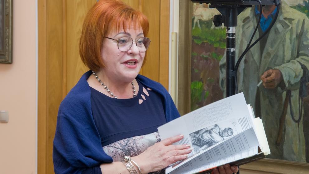 В Ставрополе презентовали издание, посвящённое художнику Юрию Орлову