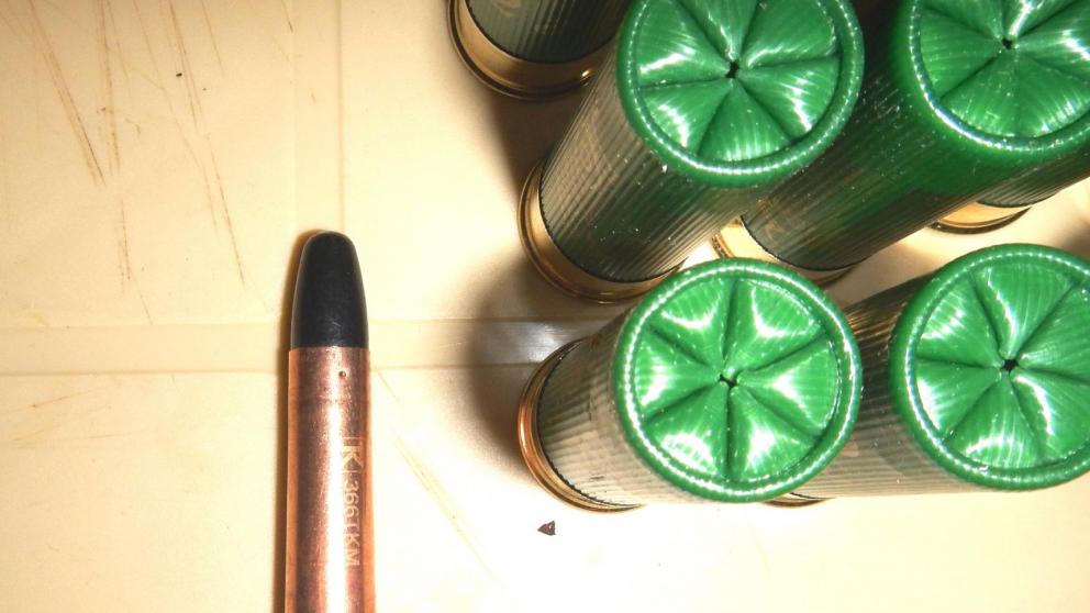 Мужчина на Ставрополье обстрелял воздух из ружья