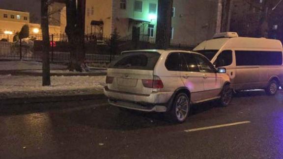 В Ставрополе внедорожник столкнулся с маршруткой