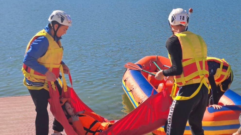 Юные спасатели из Андроповского округа завоевали «серебро» региональных состязаний