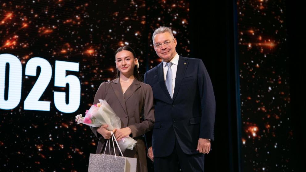 Губернатор Ставрополья вручил медали выпускникам