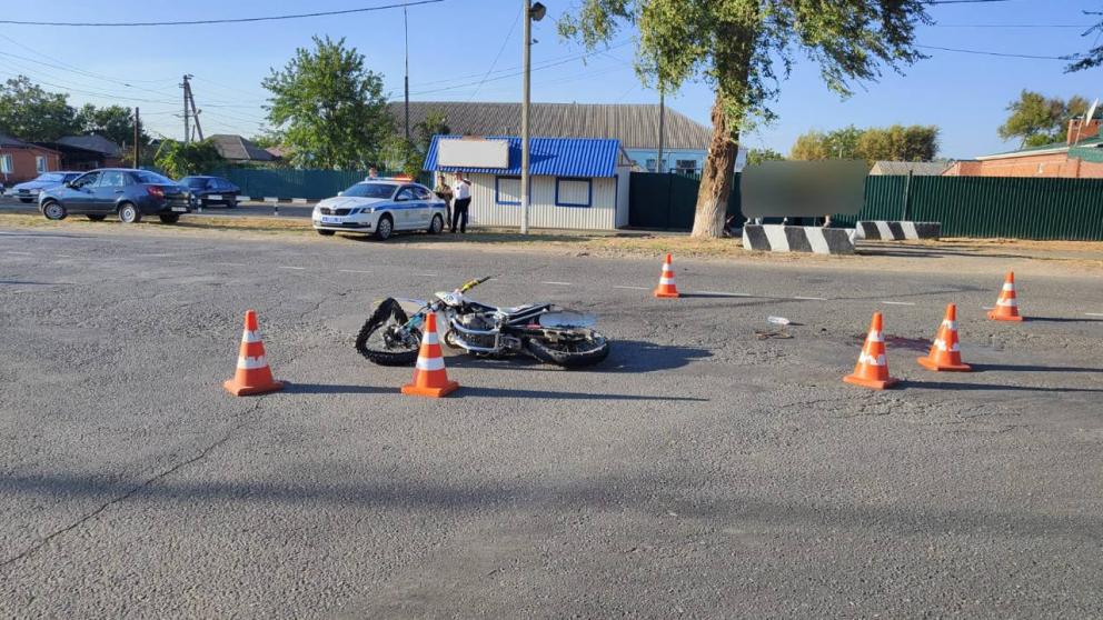 В Ипатово подросток-мотоциклист без прав пострадал в ДТП с иномаркой