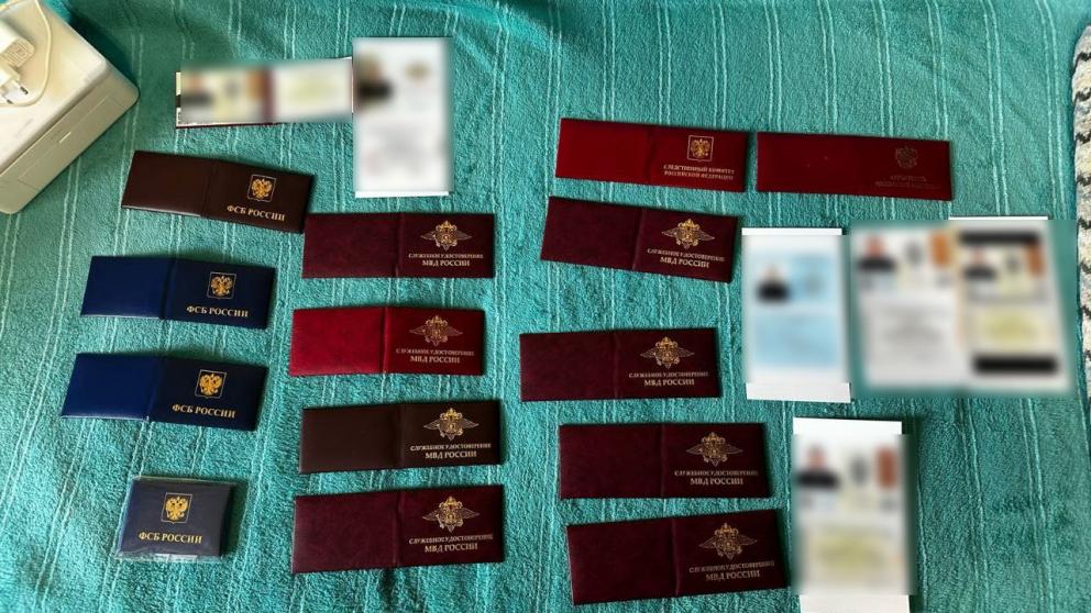 В Пятигорске задержаны двое лжеполицейских, подбрасывавшие наркотики