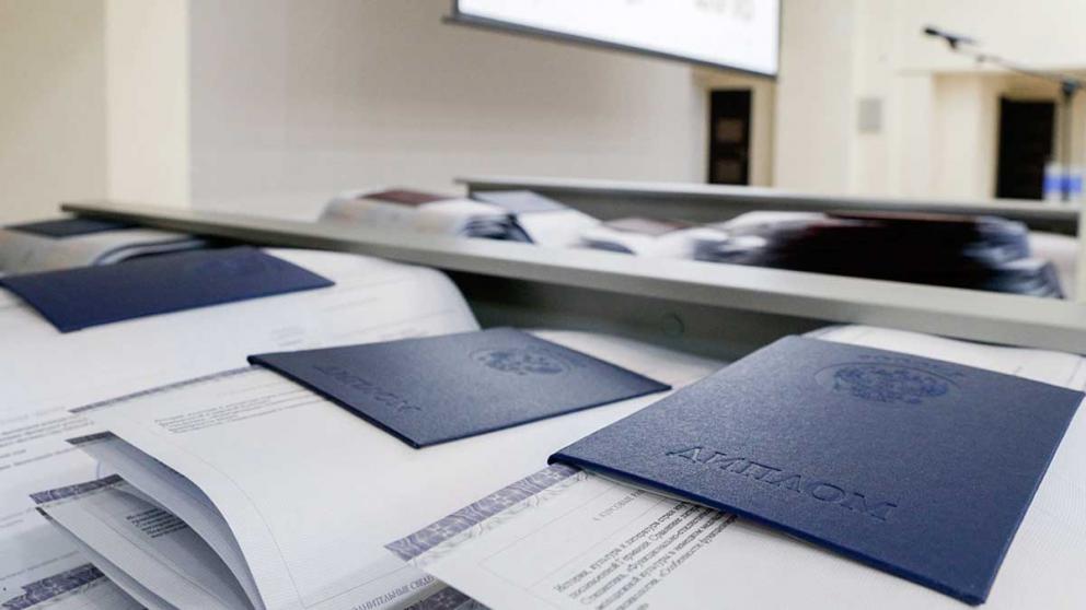 Два ставропольских вуза могут остаться без аккредитации. Куда деваться студентам?