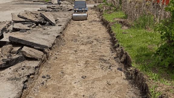 В Новоалександровском округе Ставрополья ремонтируют городскую дорогу