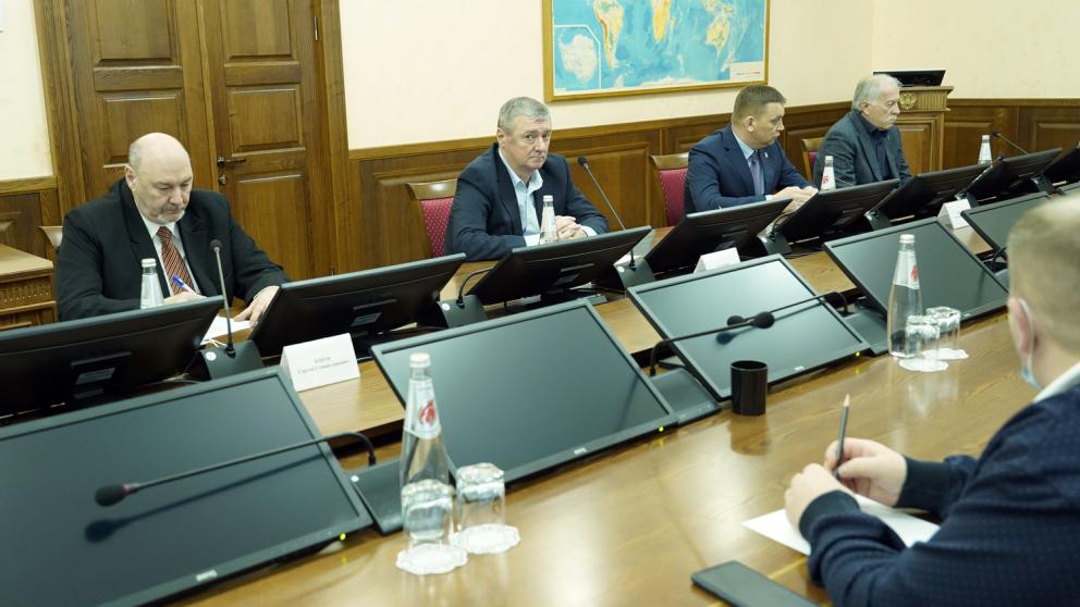 Ещё 3 большегруза с гуманитарной помощью для беженцев направят из Ставрополья