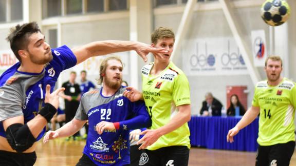 Гандболисты «Динамо-Виктора» пробились в четвертьфинал «Кубка вызова»