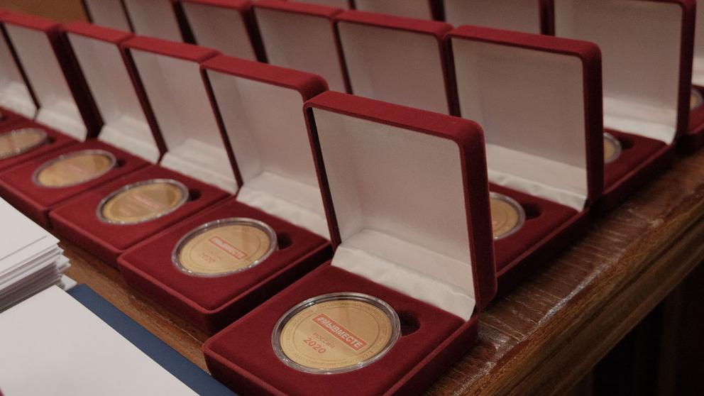 Владимир Владимиров вручил награды ставропольским волонтёрам