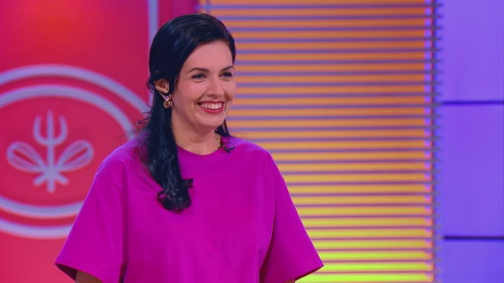 Жительница Ставрополя накормила членов жюри шоу «Кондитер» домашним тортом