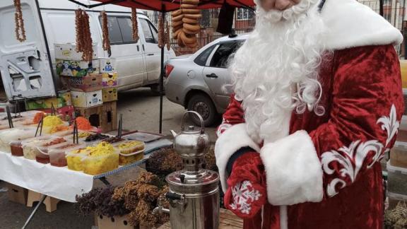 В Железноводске организовали предновогоднюю ярмарку