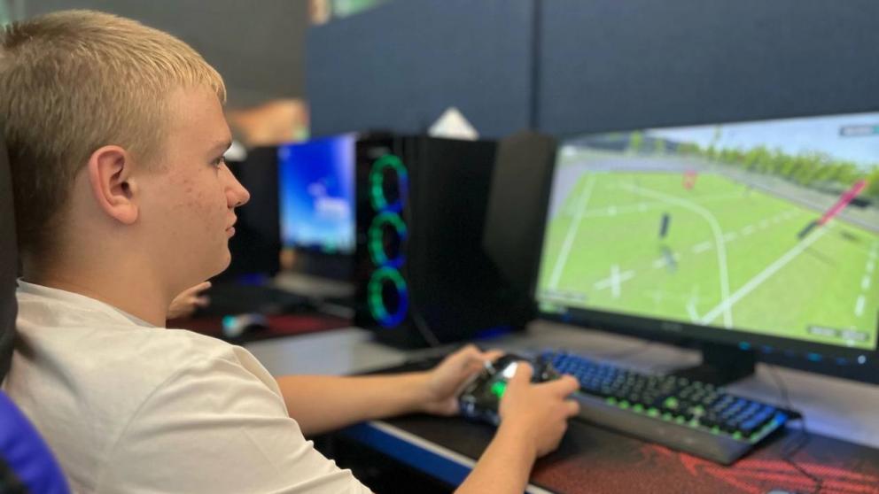 Юные невинномысцы стали участниками чепионата по гонкам дронов