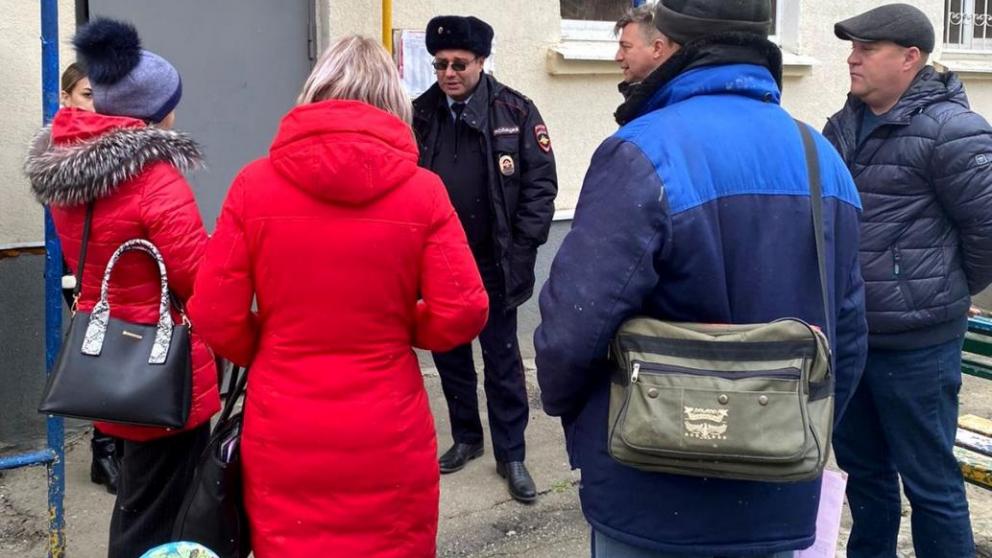 Жильцы общежития в Невинномысске задолжали УК свыше двух миллионов рублей