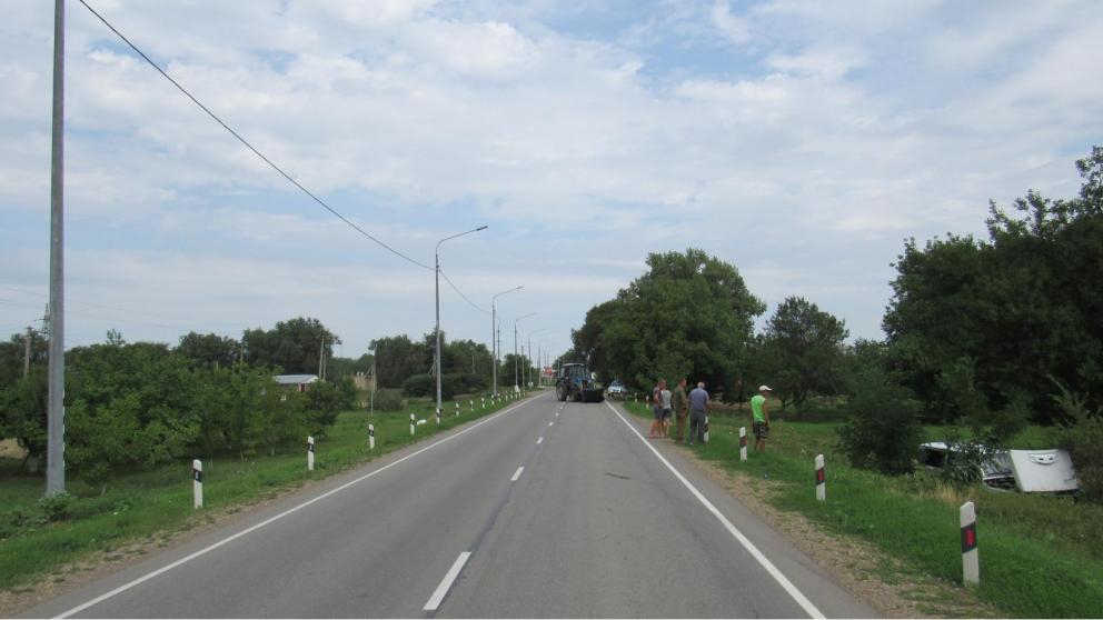 В Новоалександровском районе трактор столкнулся с «Нивой»