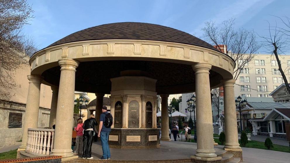 В Кисловодске возобновил работу Ребровский бювет