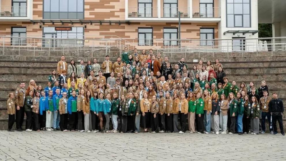 Губернатор Владимиров поздравил ставропольцев с днём студотрядов