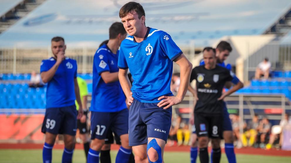 Полузащитник ставропольского «Динамо» едет на просмотр в воронежский «Факел»