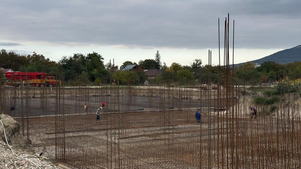 В Пятигорске продолжается строительство современной школы на 1550 мест