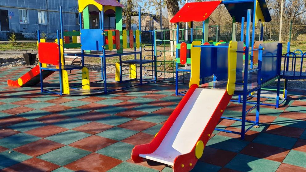 В селе Шишкино на Ставрополье благоустроили территорию Дома культуры