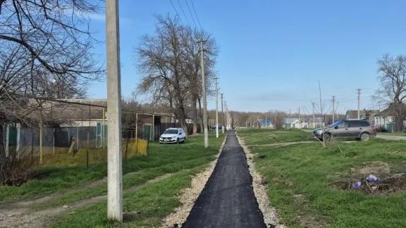 Пешеходную зону благоустроили в посёлке Советского округа Ставрополья