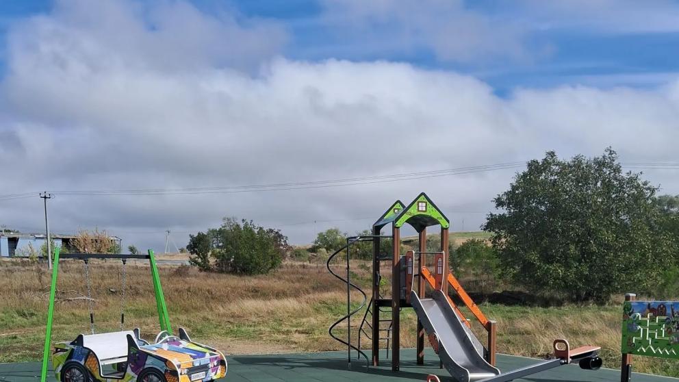 2,4 млн рублей направили на строительство детских площадок в Изобильненском округе Ставрополья 