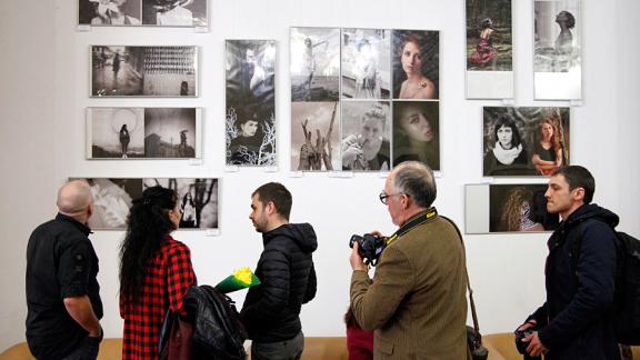 К 8 марта в Ставрополе открылась фотовыставка «Посвящается женщине»