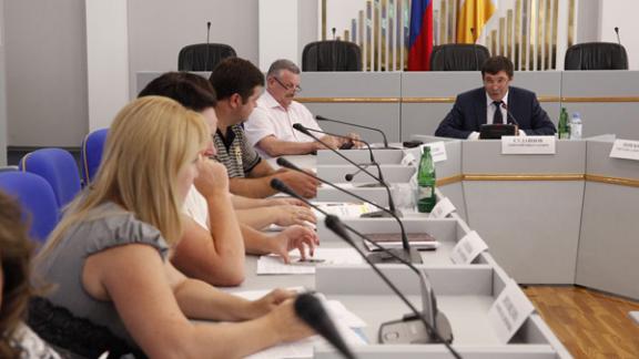 Проблему охраны здоровья населения от последствий употребления алкоголя обсудили в краевой думе