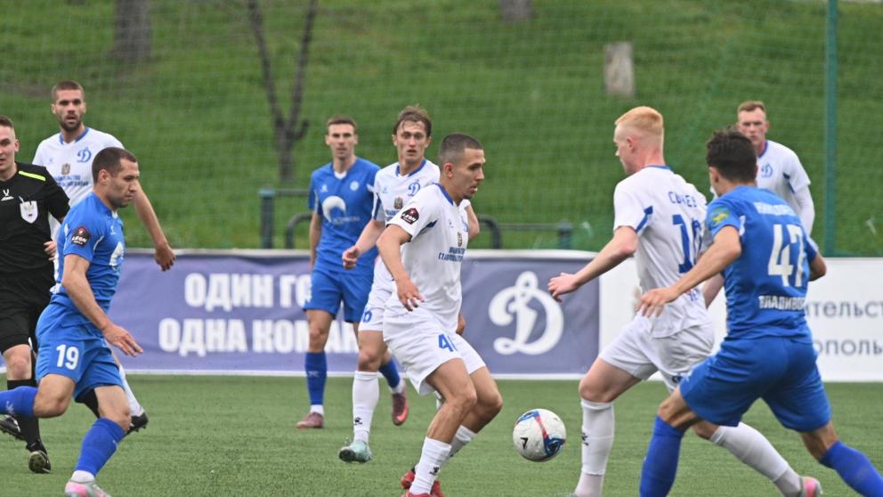 Футболисты ставропольского «Динамо» уступили гостям из Владивостока  