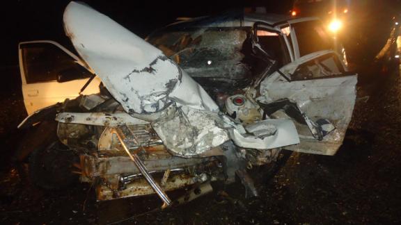 Два человека пострадали в Красногвардейском районе в тройном ДТП с грузовым автомобилем