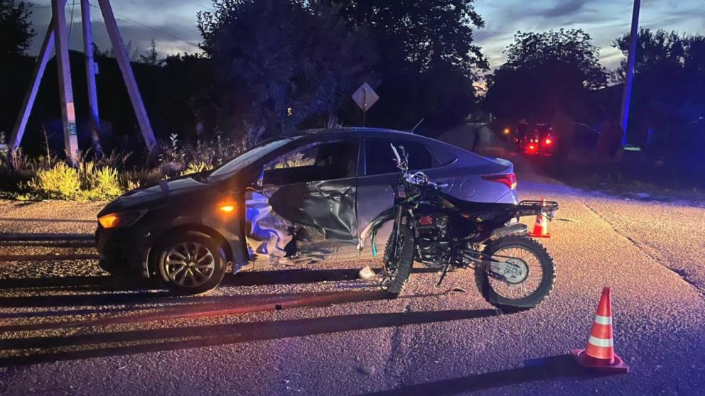 Подростки на питбайке пострадали в ДТП на Ставрополье