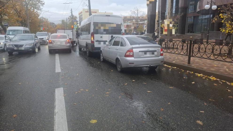 В Ставрополе пассажир маршрутки пострадал в ДТП с легковушкой