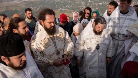 На вершине горы Бештау провели божественную литургию