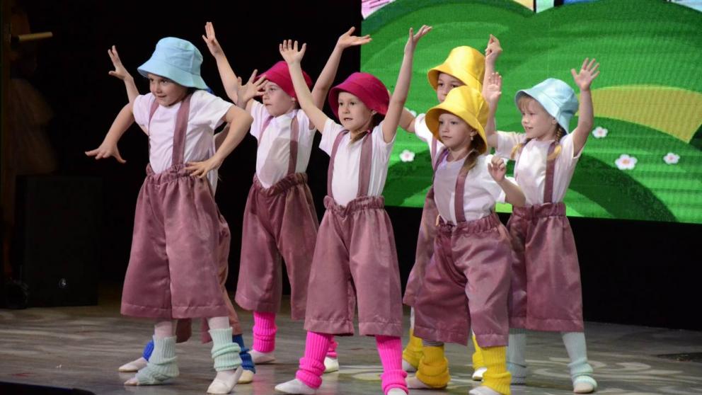 В Невинномысске прошёл гала-концерт фестиваля «Дошкольная радуга»