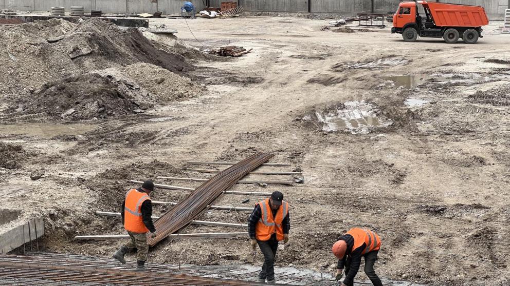 Активисты партии «Единая Россия» проверил ход строительства «Арены Кисловодск»