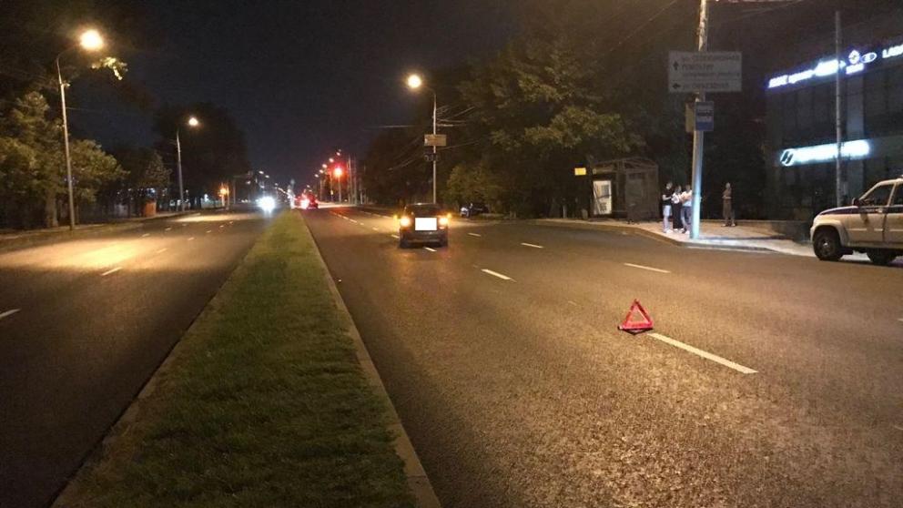 В Ставрополе под колёса автомобиля попала девушка