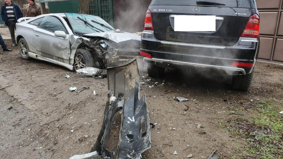 В Будённовске водители попали в больницу после неудачного обгона