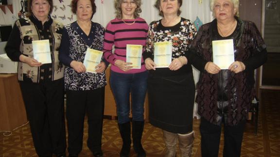 В Невинномысском центре соцобслуживания проводятся компьютерные курсы для пенсионеров и инвалидов