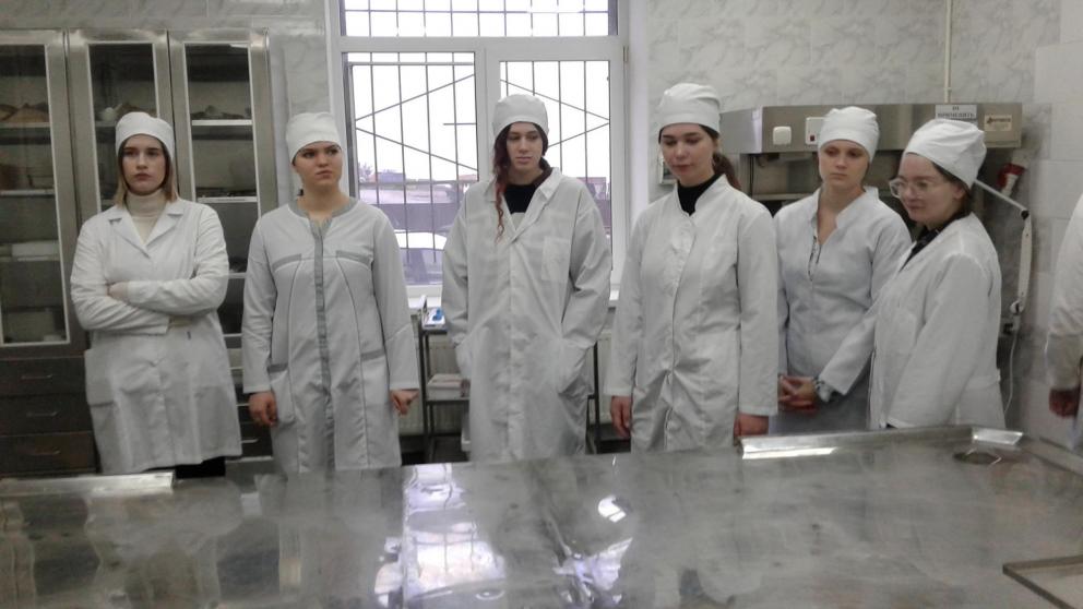 Будущие ветеринары Ставрополья побывали в Федеральном центре оценки безопасности и качества продукции АПК