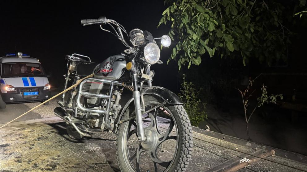 В Зеленокумске на мотоцикле перевернулся подросток